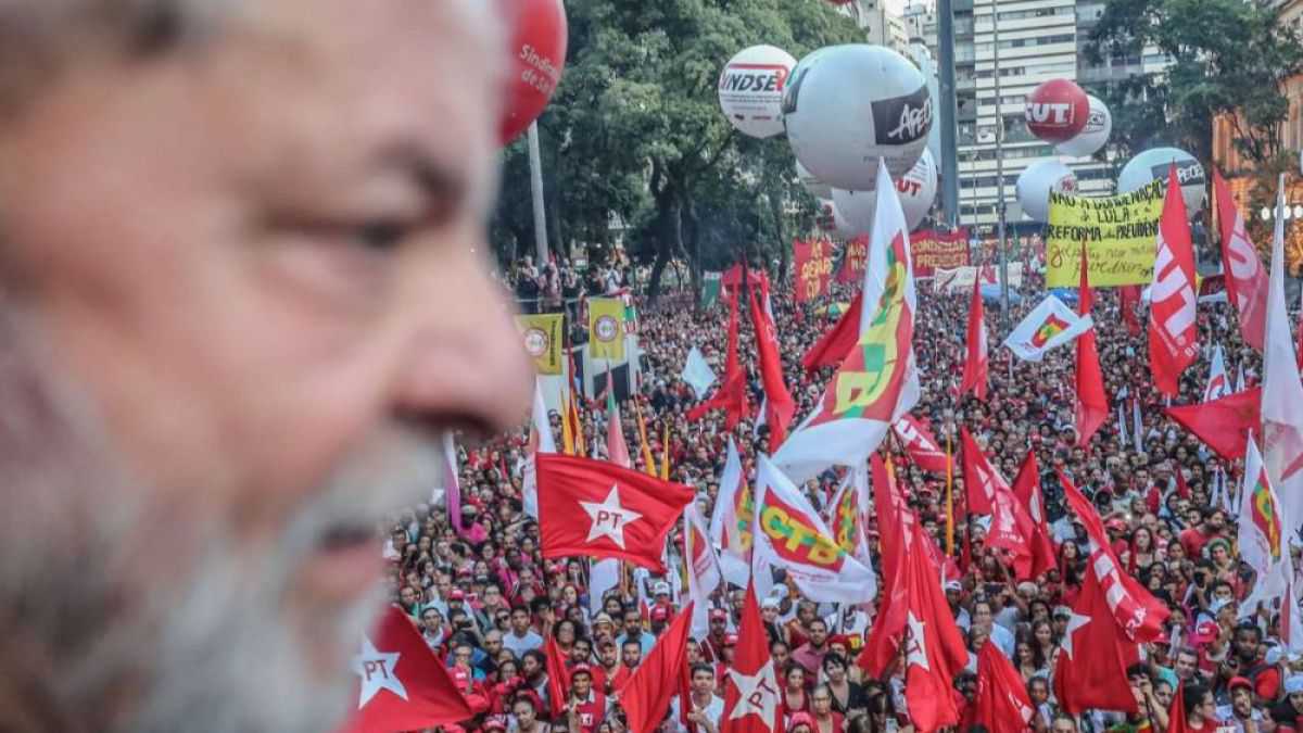 altText(La Justicia rechazó el nuevo habeas corpus que presentó la defensa de Lula)}