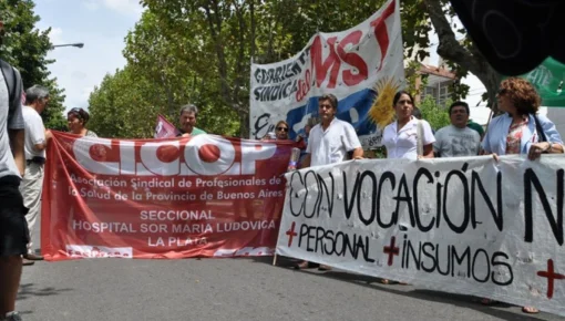 Médicxs bonaerenses vuelven a reclamar por recomposición salarial