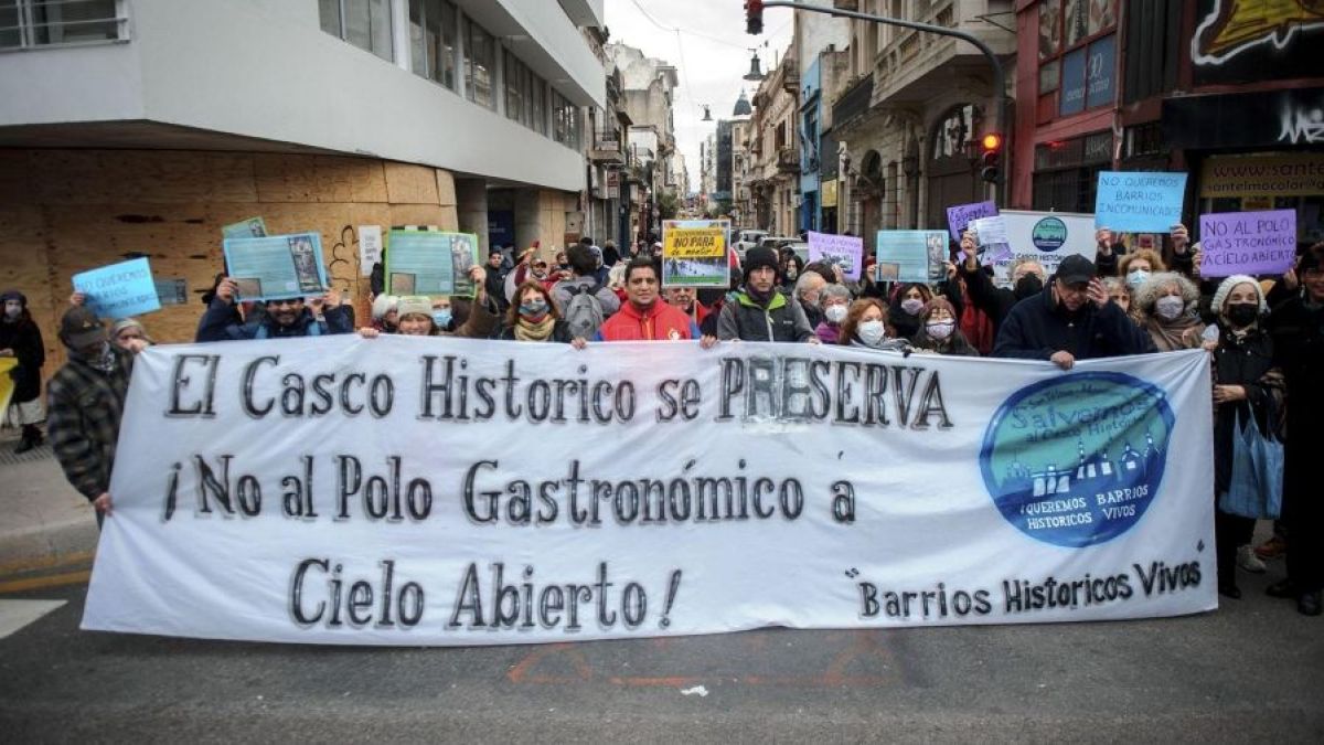 altText(Ante el avance de Larreta, vecinxs salen a resistir y defender el Casco Histórico)}