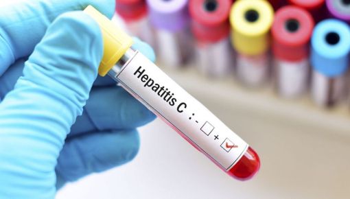 Campaña de concientización y detección de hepatitis C en 70 hospitales del país