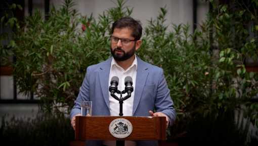 Chile: a punto de cumplir un año de mandato, Boric cambia cinco ministros