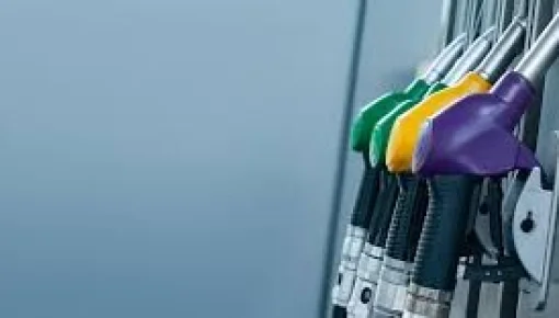Combustible: pese al leve repunte, la venta sigue por debajo de los valores de 2023