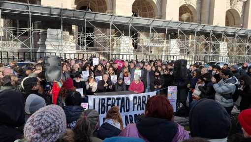 Gran concentración y protesta en Tribunales por la liberación de Alexia Abaigar