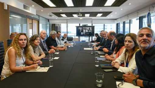 El Gobierno se desligó del conflicto docente