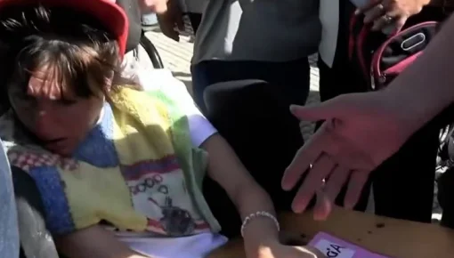 Violencia policial contra familiares de personas con discapacidad frente a Casa Rosada