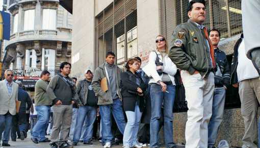 Se perdieron más de 120 mil puestos laborales registrados en menos de un año