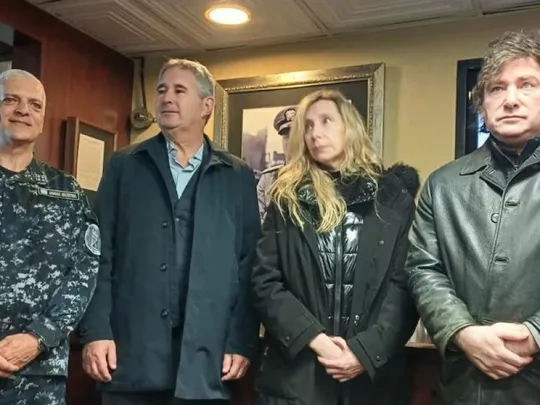 Excombatientes de Malvinas cruzaron a Quirno por la nueva ruta marítima entre Chile y las islas
