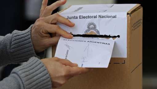 Surgen diferencias en el oficialismo por la eliminación de las PASO