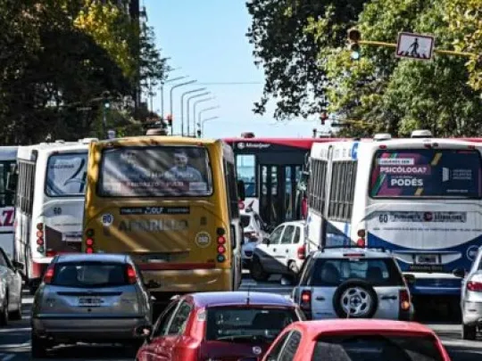 Mar del Plata sin colectivos: Kicillof destrabó la huelga tras la ausencia de Nación y el Municipio