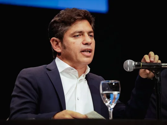 Interna tóxica en el PJ: le rompieron un acto a Kicillof y hubo cruce de cantitos