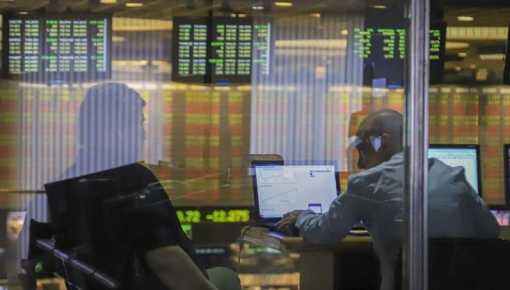 Subió el riesgo país y cayeron acciones y bonos argentinos