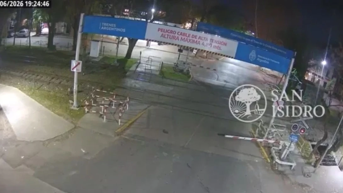 Un nuevo video revela el choque en el paso a nivel donde murió Ernestina Pais