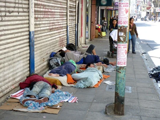 La pobreza volvió a crecer en Argentina y la UCA advierte que se frenó la 