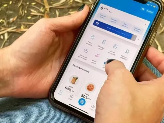 Presentan proyectos para combatir el endeudamiento con billeteras virtuales