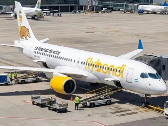 Denuncia: Flybondi no les paga a los despedidos